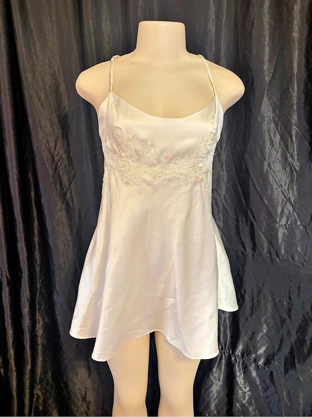 Victoria'Small Secret Floral Embroidered Mini lingerie Dress in White Size Small